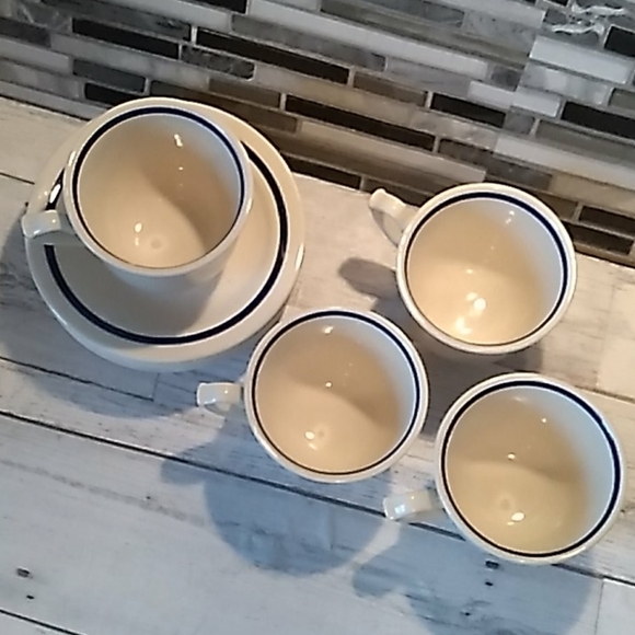 Vintage Homer Laughlin cup saucers - Picture 3 of 4